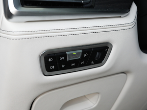 2019xDrive40i I Ab п؅^