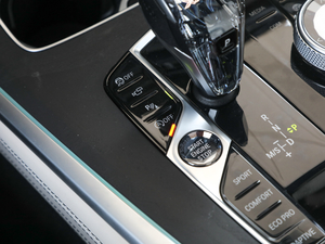 2019xDrive40i I Ab п؅^