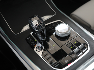 2019xDrive40i I Ab п؅^