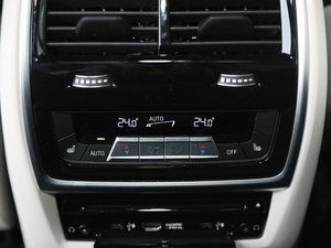 2019xDrive40i I Ab п؅^