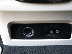 2019xDrive40i I Ab п؅^