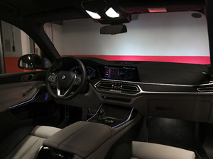 2019xDrive40i I Ab п؅^