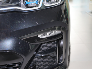 2019xDrive40i  M\b ǰF