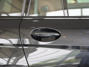 2019xDrive40i  M\b {T