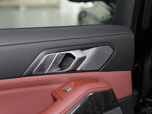 2019xDrive40i  M\b g