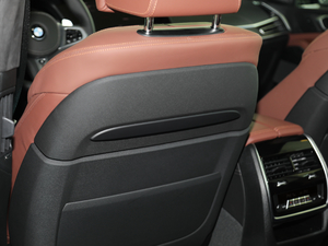 2019xDrive40i  M\(yn)(dng)b g