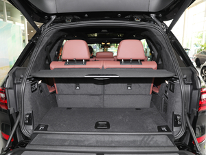 2019xDrive40i  M\b g