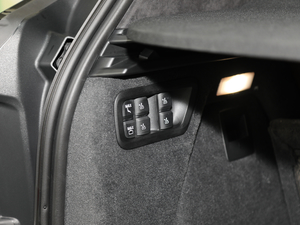 2019xDrive40i  M\(yn)(dng)b g