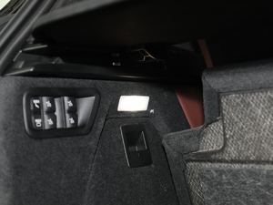 2019xDrive40i  M\(yn)(dng)b g