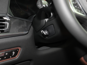 2019xDrive40i  M\b п؅^