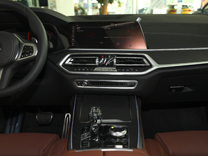 2019xDrive40i  M\b п_