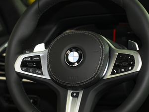 2019xDrive40i  M\b п؅^