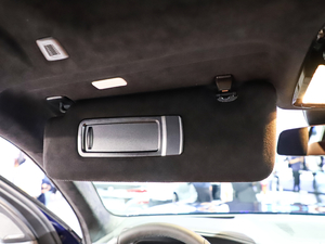 2019xDrive40i Ի M\b g