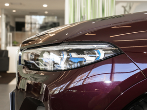 2019xDrive40i Ի Ab ^