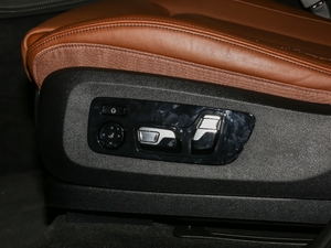 2019xDrive40i Ի Ab {{