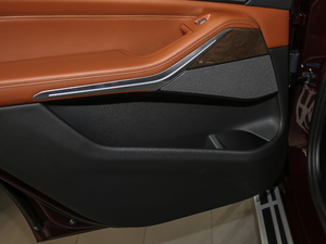 2019xDrive40i Ի Ab g