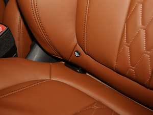 2019xDrive40i Ի Ab g