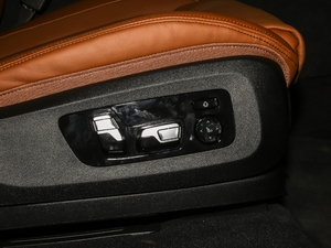 2019xDrive40i Ի Ab g