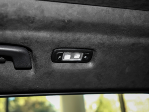 2019xDrive40i Ի Ab g