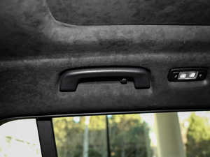 2019xDrive40i Ի Ab g