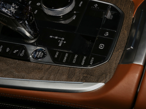 2019xDrive40i Ի Ab п؅^