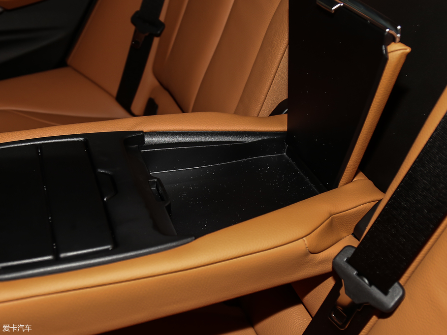 2019R3ϵGT 320i M \