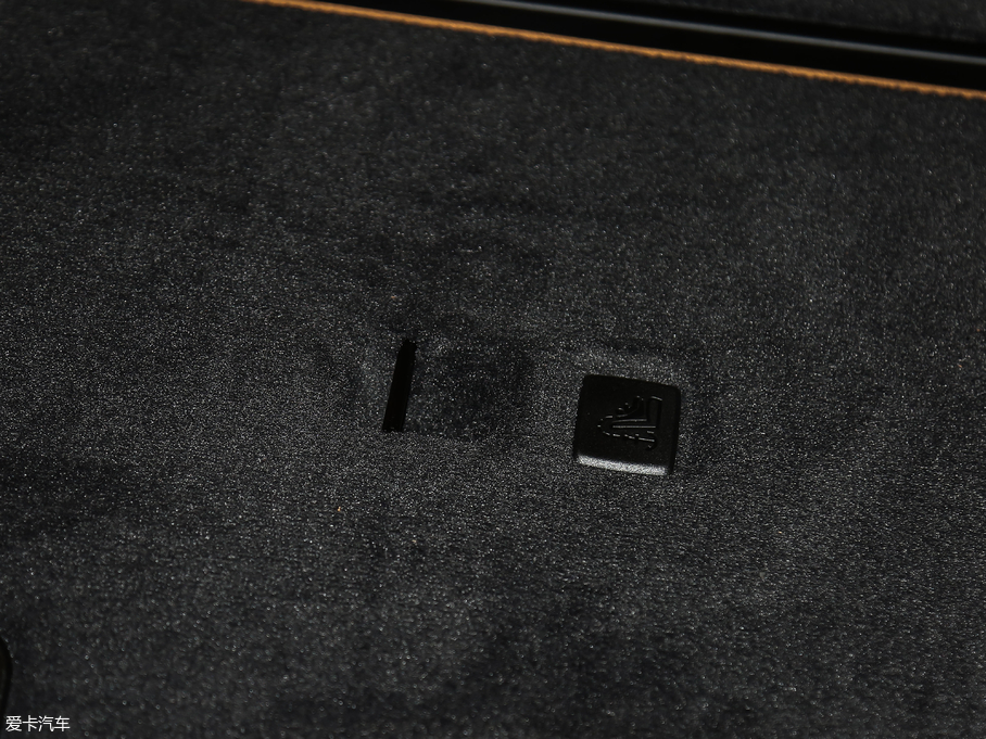 2019R3ϵGT 320i M \