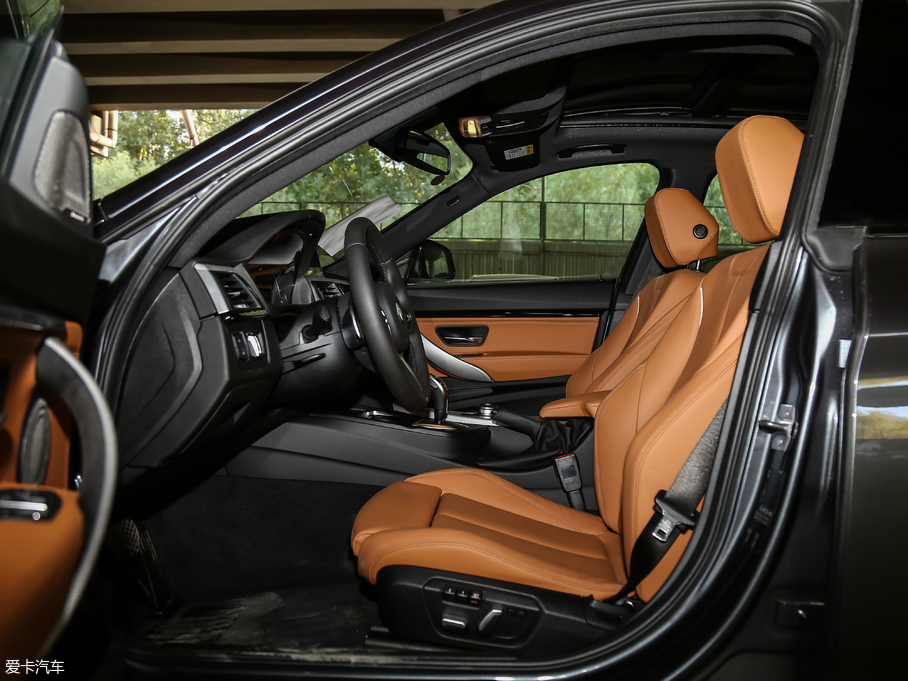 2019R3ϵGT 320i M \