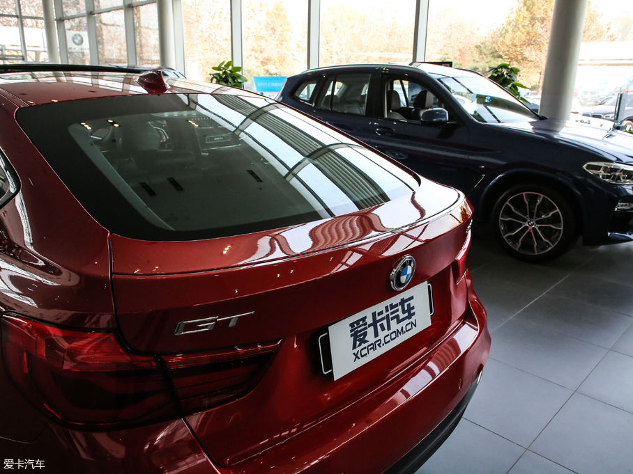 2019R3ϵGT 320i M \