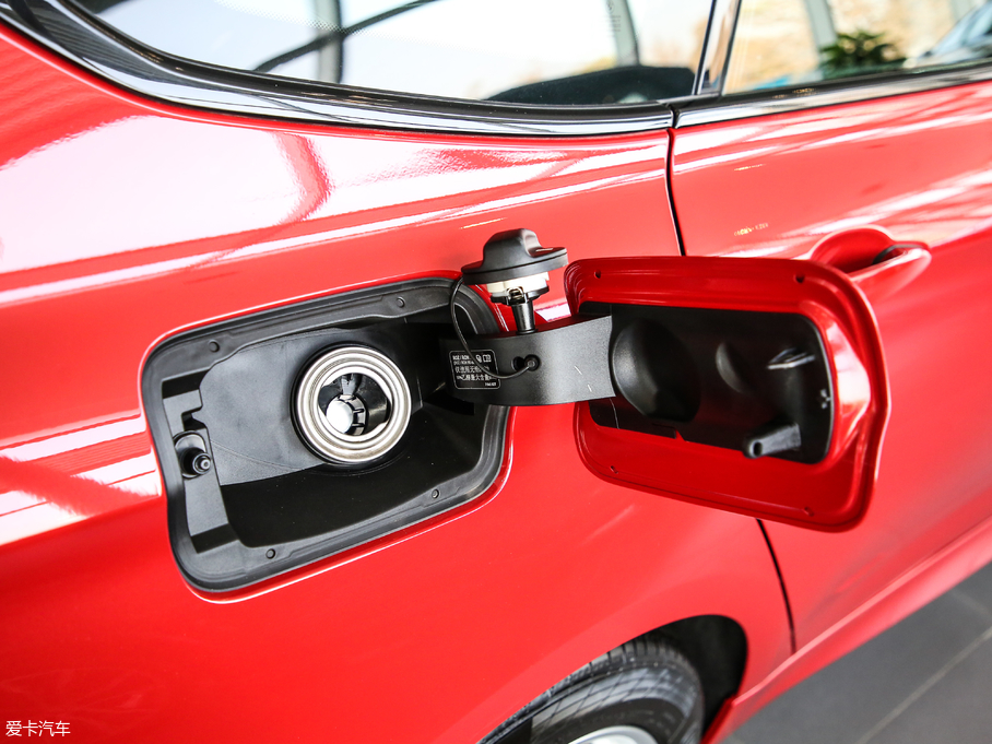 2019R3ϵGT 320i M \