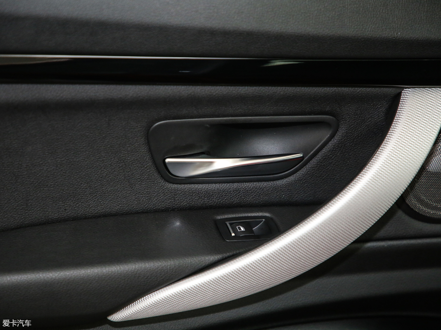 2019R3ϵGT 320i M \