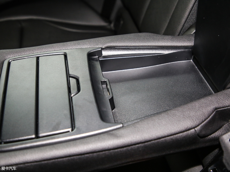 2019R3ϵGT 320i M \