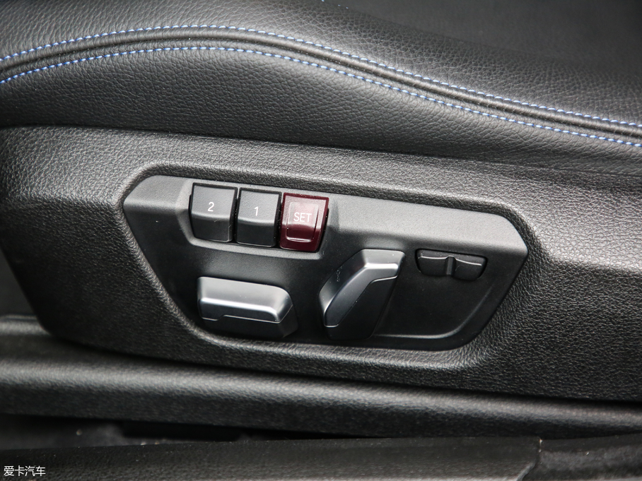 2019R3ϵGT 320i M \