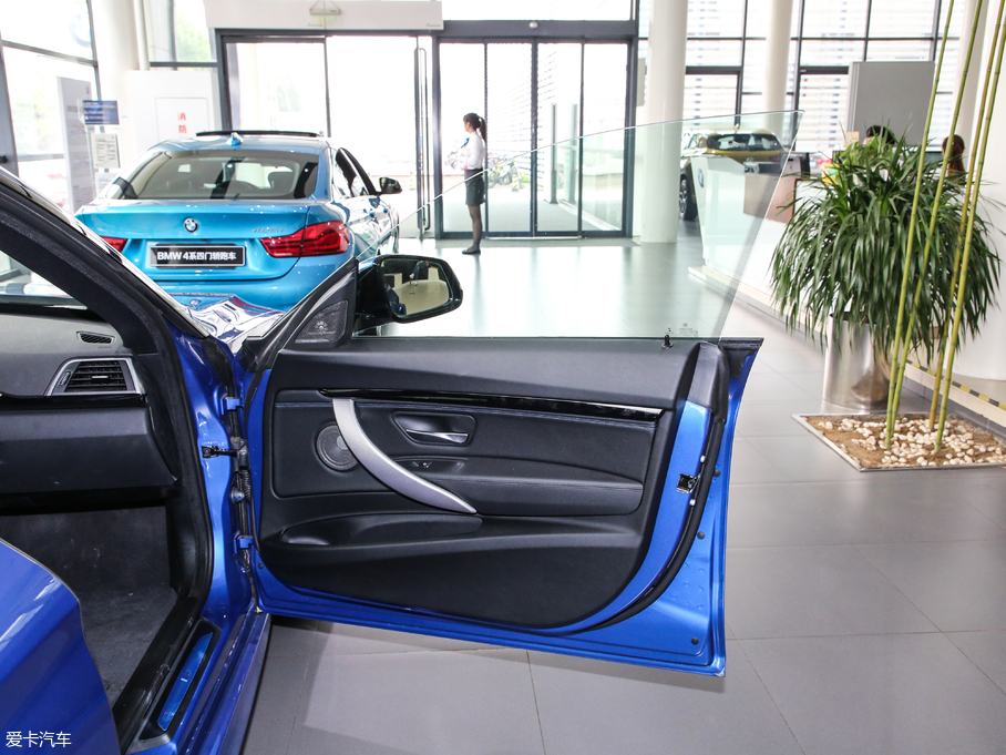 2019R3ϵGT 320i M \