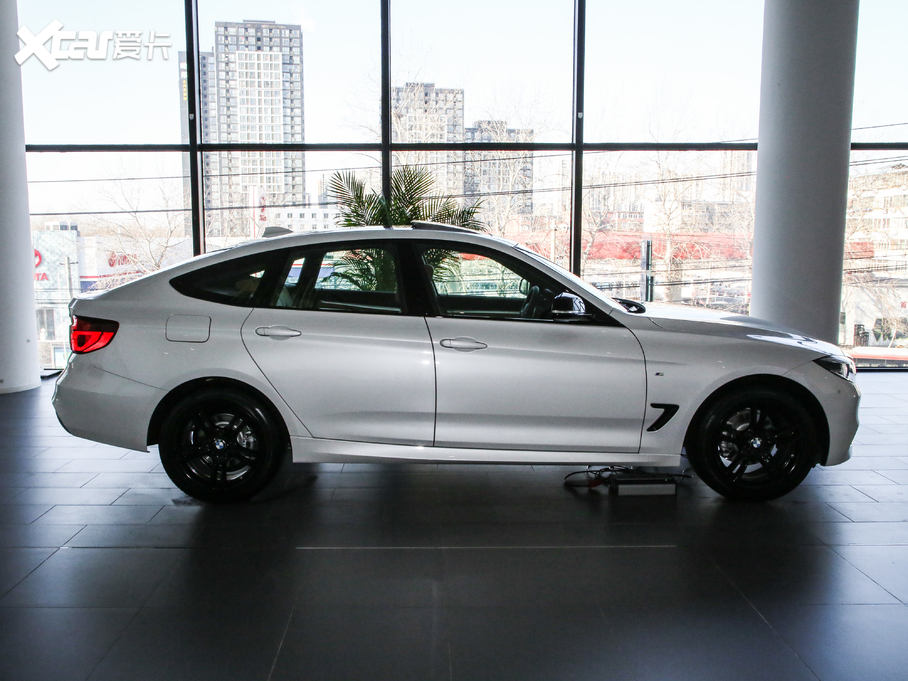 2019R3ϵGT 320i M\ҹ