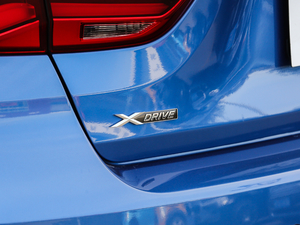 2019330i xDrive M \ ^