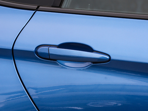 2019330i xDrive M \ ^