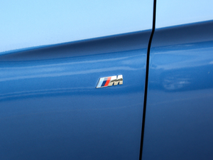 2019330i xDrive M \ ^