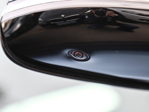 2019330i xDrive M \ (ji)^