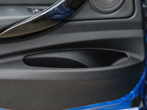 2019330i xDrive M \ g