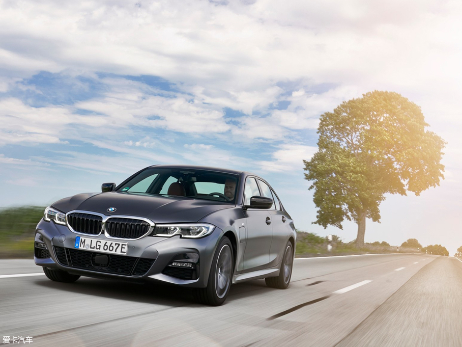 2019R3ϵʽτ 330e