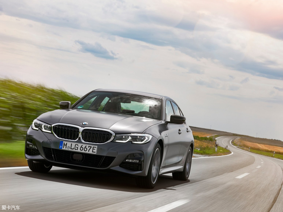 2019R3ϵʽτ 330e