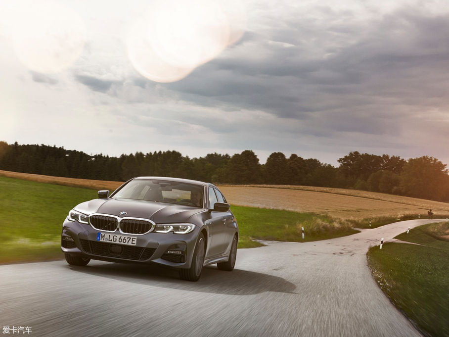 2019R3ϵʽτ 330e