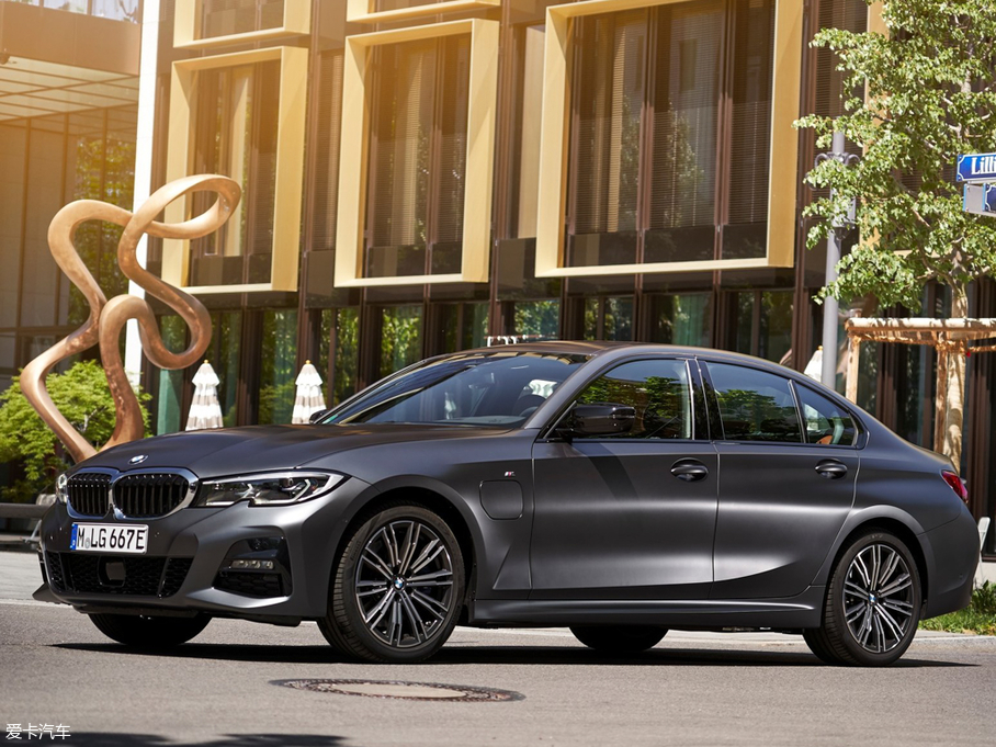 2019R3ϵʽτ 330e