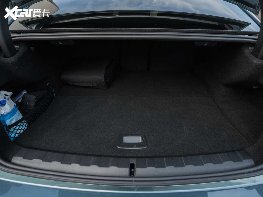 2019R3ϵʽτ 330e iPerformance