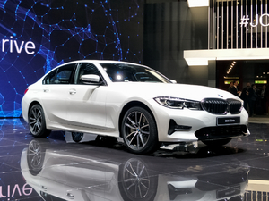 2019330e iPerformance w^