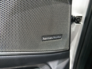 2019330e iPerformance g