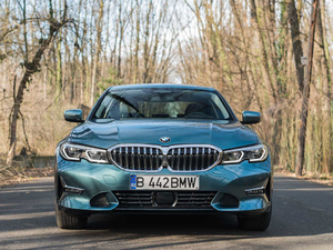 2019330e iPerformance w^