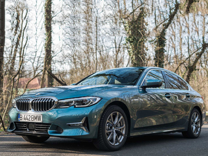 2019330e iPerformance w^