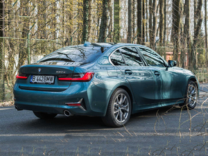 2019330e iPerformance w^